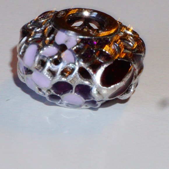 Charmed Memories 925 Silver & Enamel openwork bead - Picture 2 of 8